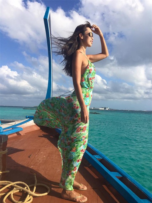 ha-anh-tao-bao-ban-nude-truoc-ong-kinh-cua-ong-xa-8