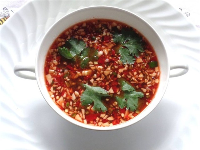 Cách pha 10 loại nước chấm ngon cho món ăn Việt