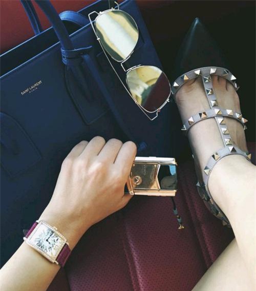 ca nương Kiều Anh, Kiều Anh, hàng hiệu, cháu trai PGS Văn Như Cương