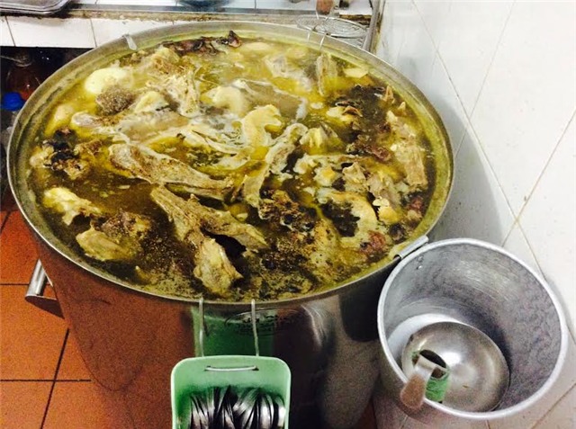 phở gà, bán 500 bát phở, phở gà phố cổ, quán phở ngon, phở gà Hà thành