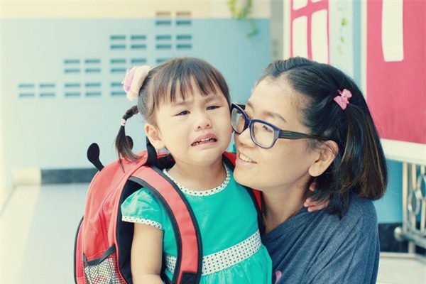 Con vào lớp 1