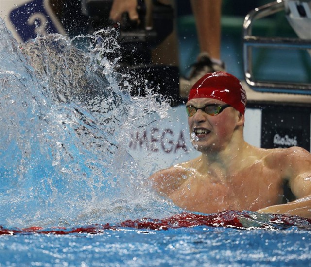Cậu bé sợ nước trở thành người hùng của bơi lội Anh ở Olympic 2016 - Ảnh 3.
