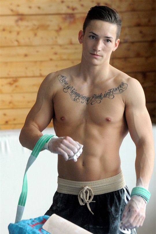 Marcel Nguyễn, Ning Zetao và 8 mỹ nam vạn người mê ở Olympic Rio 2016 - Ảnh 3.