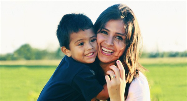 Dạy con về cảm xúc