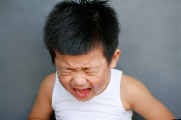 Dạy con về cảm xúc