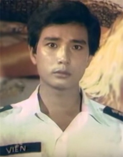ve-lang-tu-cua-le-tuan-anh-thoi-tre
