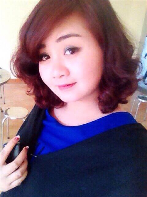 Tuy trẻ, nhưng Loan đã điều hành cả đường dây gái gọi (ảnh: cá nhân đối tượng)