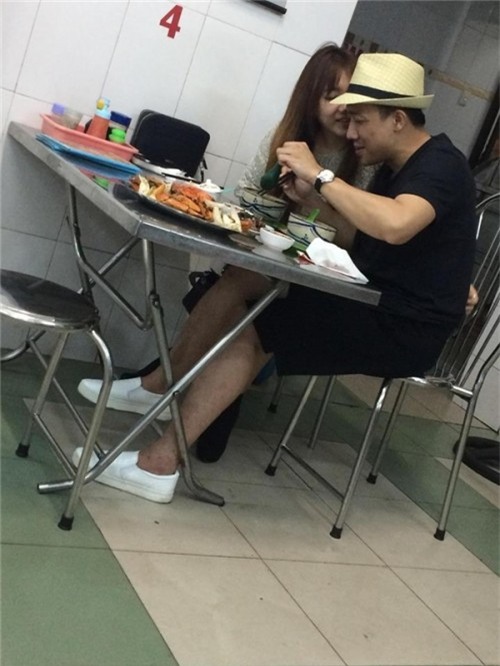 Sự trái ngược hoàn toàn giữa Hari Won và bạn gái cũ Trấn Thành - Ảnh 4.