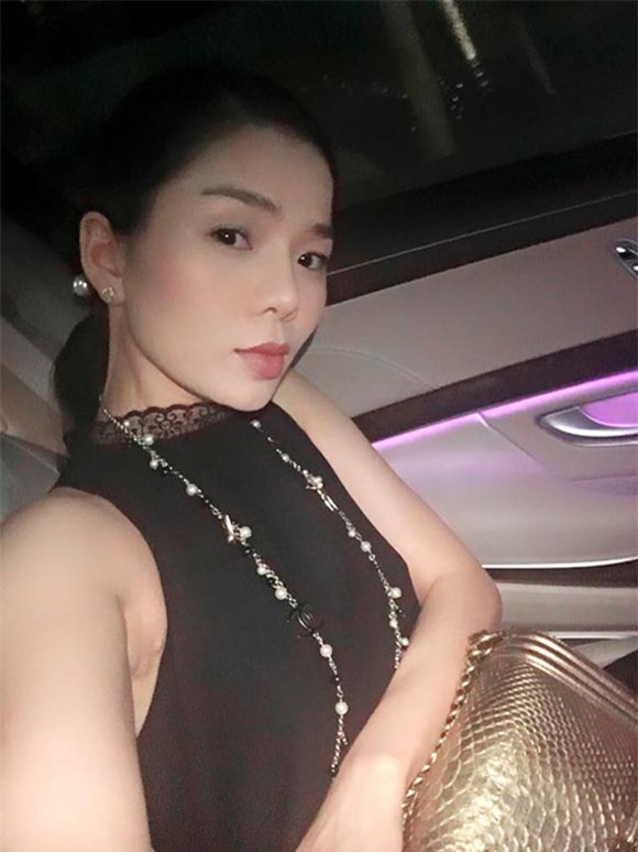 Bạn biết nữ ca sỹ có mức cát-sê cao nhất Việt Nam sở hữu BST túi xách lên đến cả chục tỷ ? - Ảnh 12.