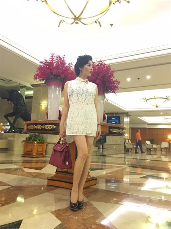 Bạn biết nữ ca sỹ có mức cát-sê cao nhất Việt Nam sở hữu BST túi xách lên đến cả chục tỷ ? - Ảnh 5.