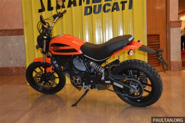 can canh 2016 ducati scrambler sixty2 phan khoi 400cc hinh anh 3