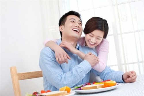 nhin vo nguoi, chan vo minh, chuyen thuong tinh cua dan ong - 1