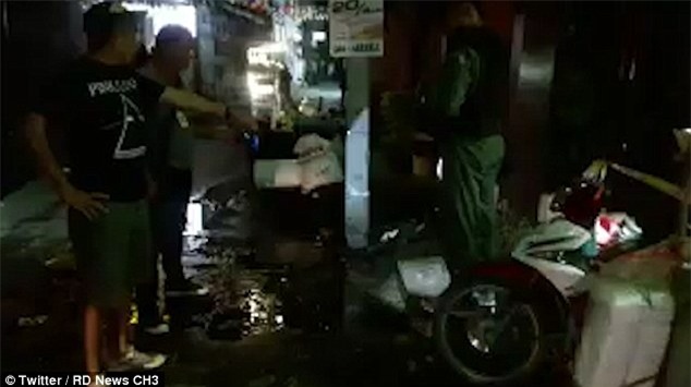 Thái Lan: Nổ bom gần quán bar trong khu du lịch, ít nhất 1 người thiệt mạng và 20 người bị thương - Ảnh 4.