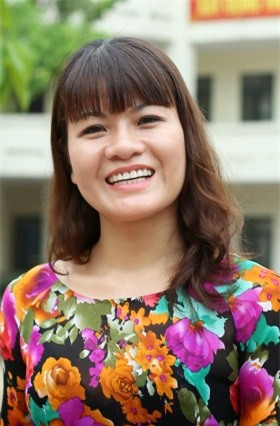 dạy con, THPT Phan Huy Chú, Nguyễn Thị Nhiếp, hiệu trưởng