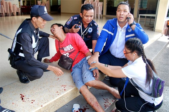 Thai Lan: 11 vu danh bom lien tiep o 5 tinh phia Nam hinh anh 1