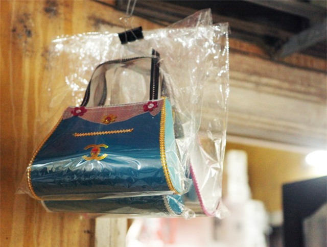 doc dao: nguoi coi am 