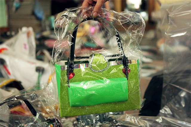 doc dao: nguoi coi am 