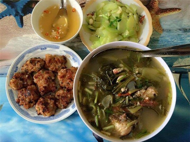 nấu cơm, cơm sinh viên, cơm bụi, cơm giá rẻ, cách nấu cơm giá rẻ, chợ sinh viên, tiết kiệm