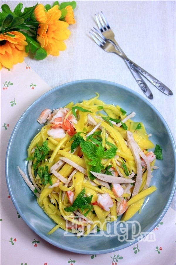 Thực đơn hấp dẫn đãi khách cuối tuần