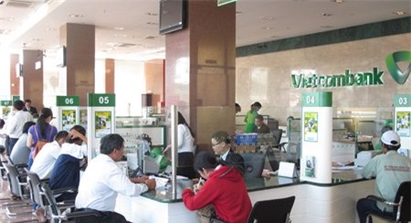 Khách hàng, mất 500 triệu, Vietcombank, ngân hàng, thẻ tín dụng, thẻ ATM, rút tiền, ăn cắp,