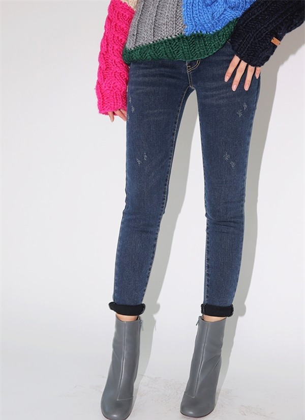 5 kiểu quần jeans không thể thiếu khi chào thu