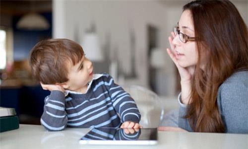 9 cum tu cha me nen gach khoi tu dien khi giao tiep voi con ngay lap tuc