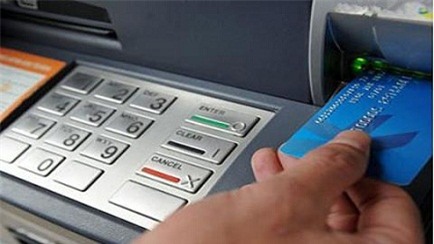 mất tiền, ATM, thẻ ATM, rút tiền, ngân hàng, thủ đoạn, lừa đảo, khách hàng, mất cắp