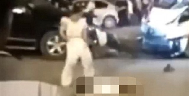 Nữ quái xế hành động vô nhân tính khiến dư luận phẫn nộ