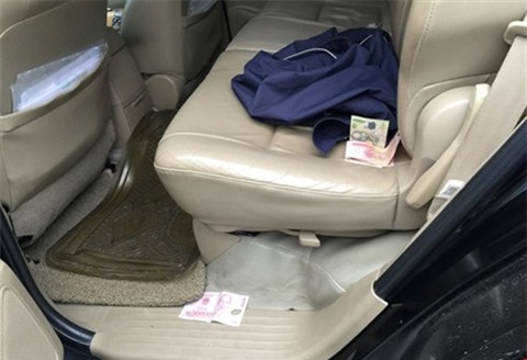 tiêu tiền, chi tiêu, chi tiêu tiết kiệm, thói xấu chi tiêu