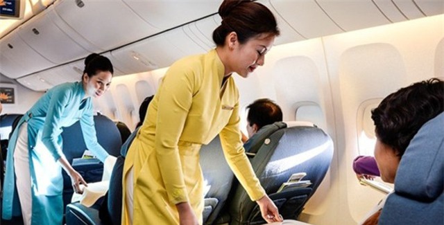 Chưa thấy IPhone, khách VIP tát