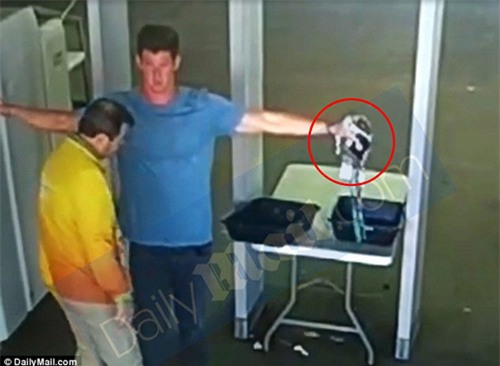 Báo án sai, đồng đội của M.Phelps đối mặt 3 năm tù - 3