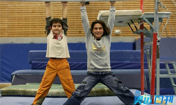 Những khoảnh khắc ngọt ngào và xúc động trên sàn đấu Olympic - Ảnh 7.