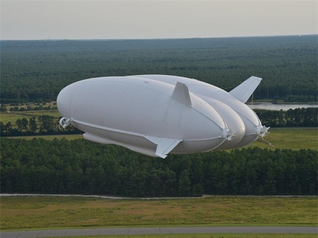 Airlander 10: Co may van tai duong khong lon nhat the gioi hinh anh 6