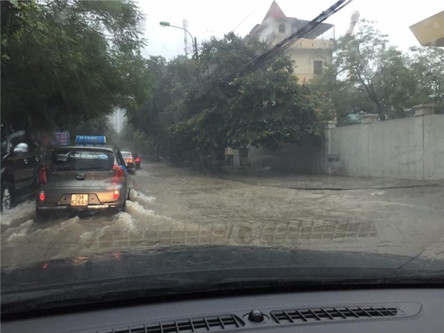 Bão số 3, tin bão, tin bão mới nhất, cơn bão số 3, Hà Nội, ngập lụt