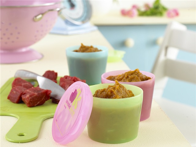 chao-an-dam-cho-tre-duoi-1-tuoi-braised-beef-sweet-potato-puree-1470993370-width962height722