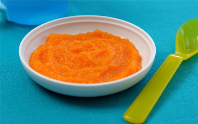 chao-an-dam-cho-tre-duoi-1-tuoi-48753-1470989718-width1130height712