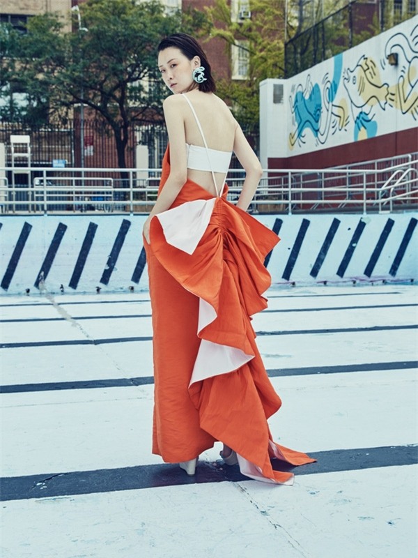 thiết kế trần lưng