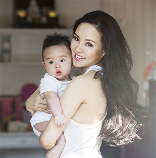 vy oanh lan dau khoe chong dai gia sau thoi gian giau kin - 7