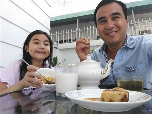 ngoc quyen bat ngo khoe mat moc ben con trai - 18