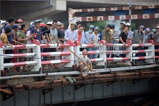 bão số 3, câu cá, sông Tô Lịch