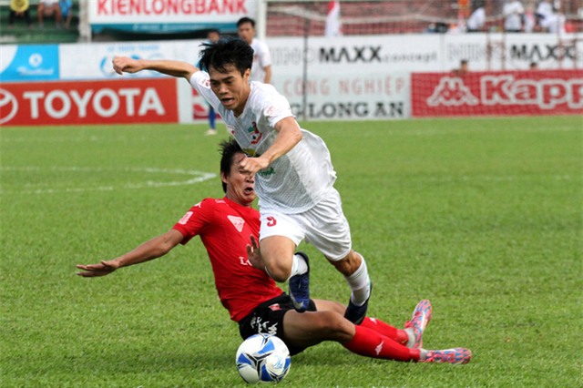 Công Phượng, Xuân Trường được cứu nhờ tin nhắn từ bạn chí cốt - Ảnh 2.