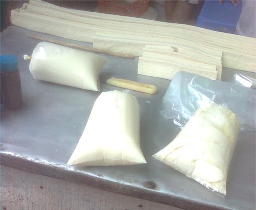 Hiem hoa khon luong tu tui nilon, hop dung thuc an hinh anh 2