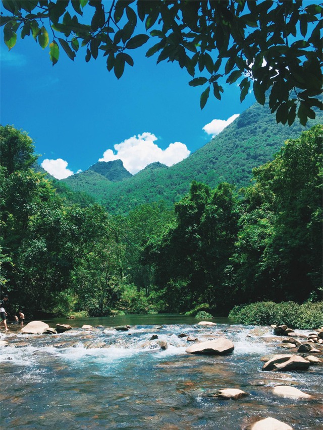 Hoá ra, Việt Nam mình còn có rất nhiều nơi tuyệt đẹp nhưng lâu nay ai cũng ngỡ là đã quên - Ảnh 10.