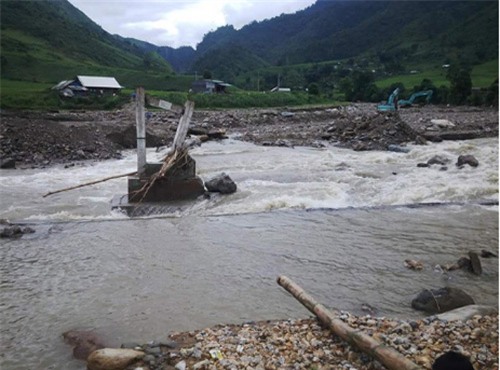 sap ham vang o lao cai: 9 nguoi da chet, so nan nhan tang tung gio - 2