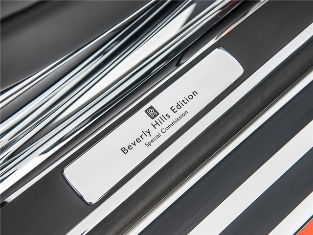 Rolls-Royce lot xac voi phong cach tre trung hinh anh 7