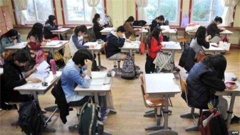 Nhung su that gay soc ve giao duc Han Quoc trong doi mat cua giao vien nuoc ngoai