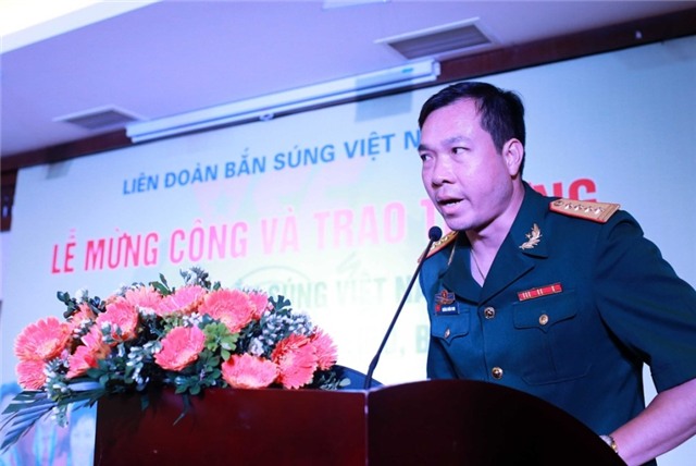 Xạ thủ Hoàng Xuân Vinh giành 1 HCV, 1 HCB bộ môn bắn súng tại Olympic Rio 2016, giúp đoàn Thể thao Việt Nam xếp hạng 48/206 quốc gia tham dự. 