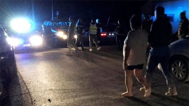 Italy: Động đất 6,2 độ Richter, gần như toàn bộ thị trấn bị phá hủy hoàn toàn - Ảnh 8.