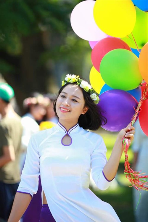 nu thu khoa me ban sung, mo noi nghiep hoang xuan vinh hinh anh 3