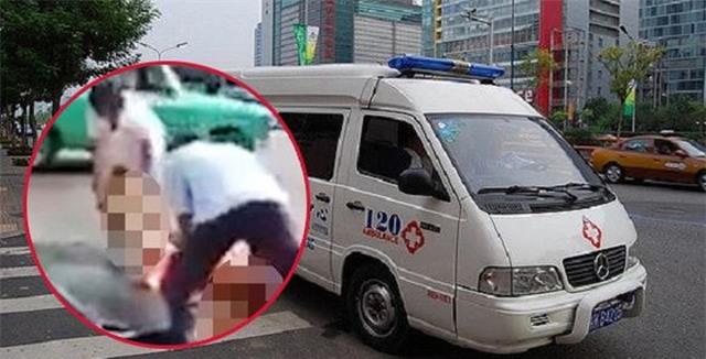 Nhân viên y tế bỏ bệnh nhân đã tử vong ngang đường gây phẫn nộ